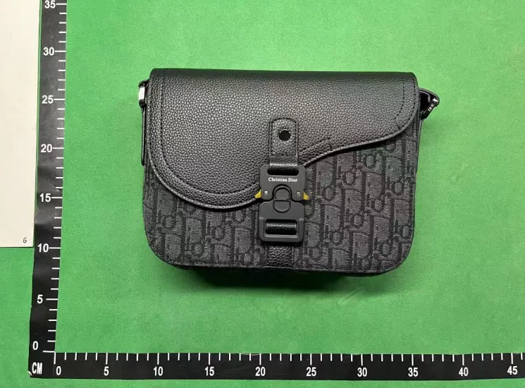 DDD Dior bag