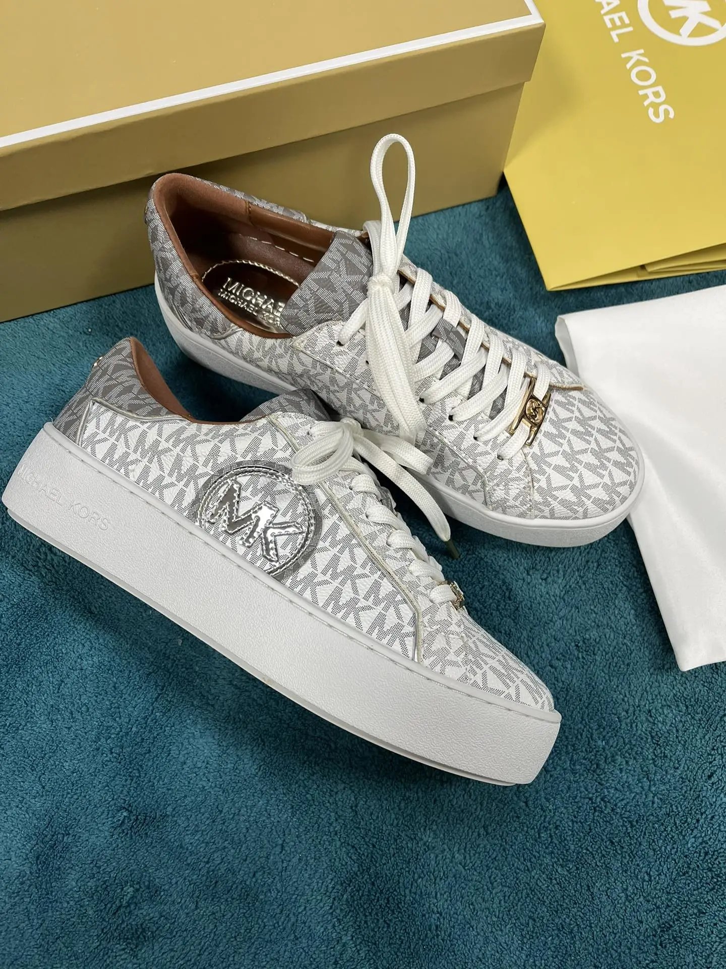 "MICHAEL KORS shoes-4 (2 Colors)"