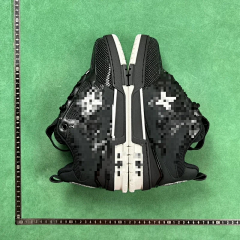 DC version produced by our own factory with a 1:1 frosted toe layer for water soaked shoes (shipped in soft pack)