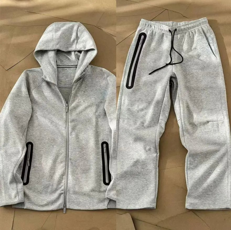 Zip Collaboration Hoodie photo 4