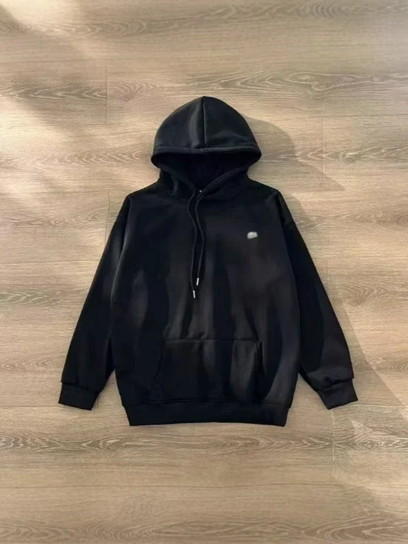 Lacoste sweatshirt