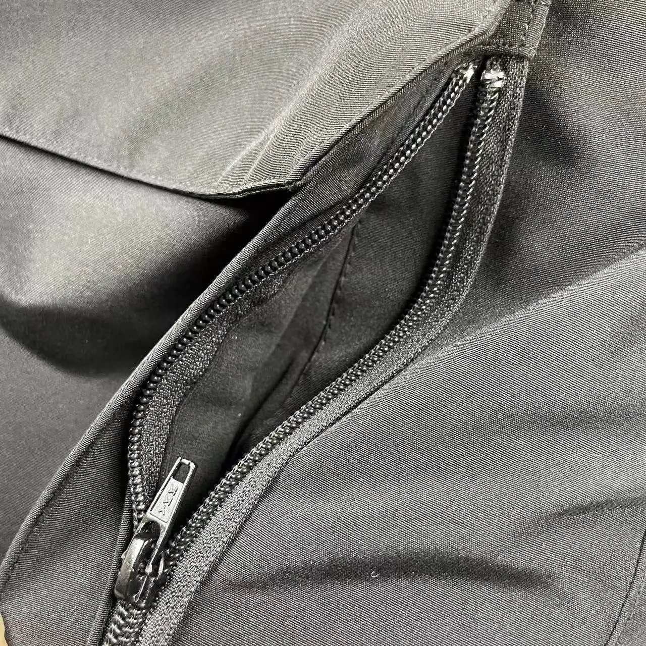 Canada Goose Expedition Parka Black Down Jacket - 16