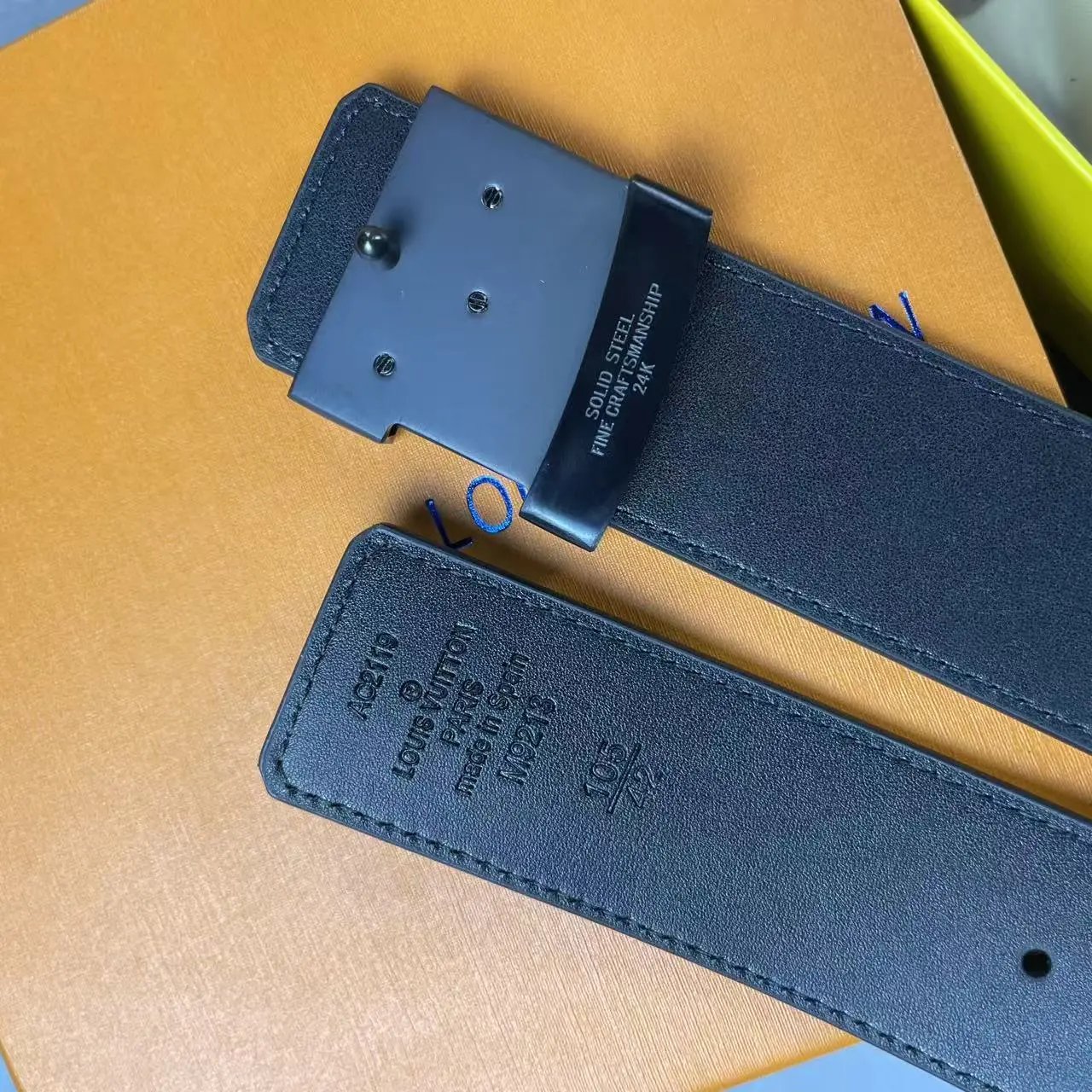 Louis Vuitton Damier Graphite Gray Reversible Belt