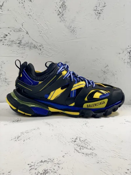 Balenciaga Track 2 White Gray Chunky Sneakers - 32