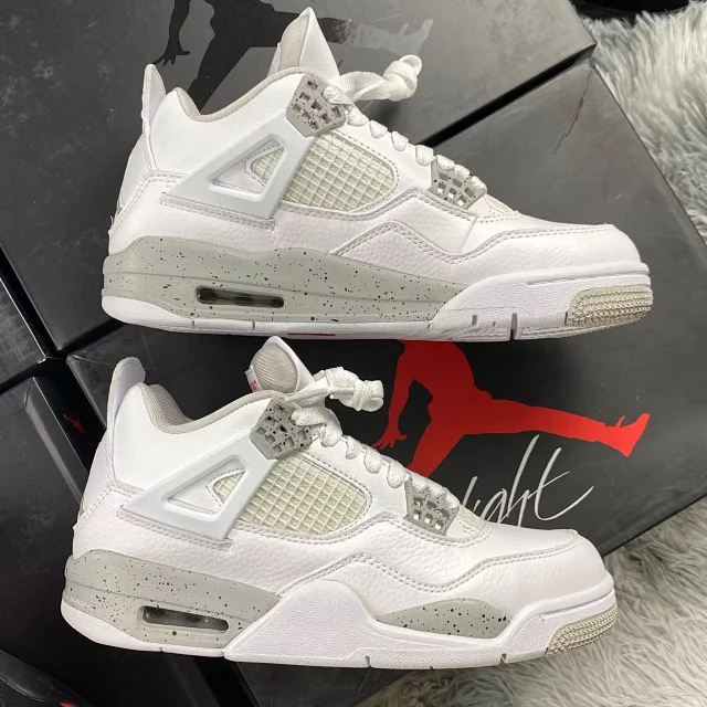 Jordan Sneakers Air 4 product detail image 17