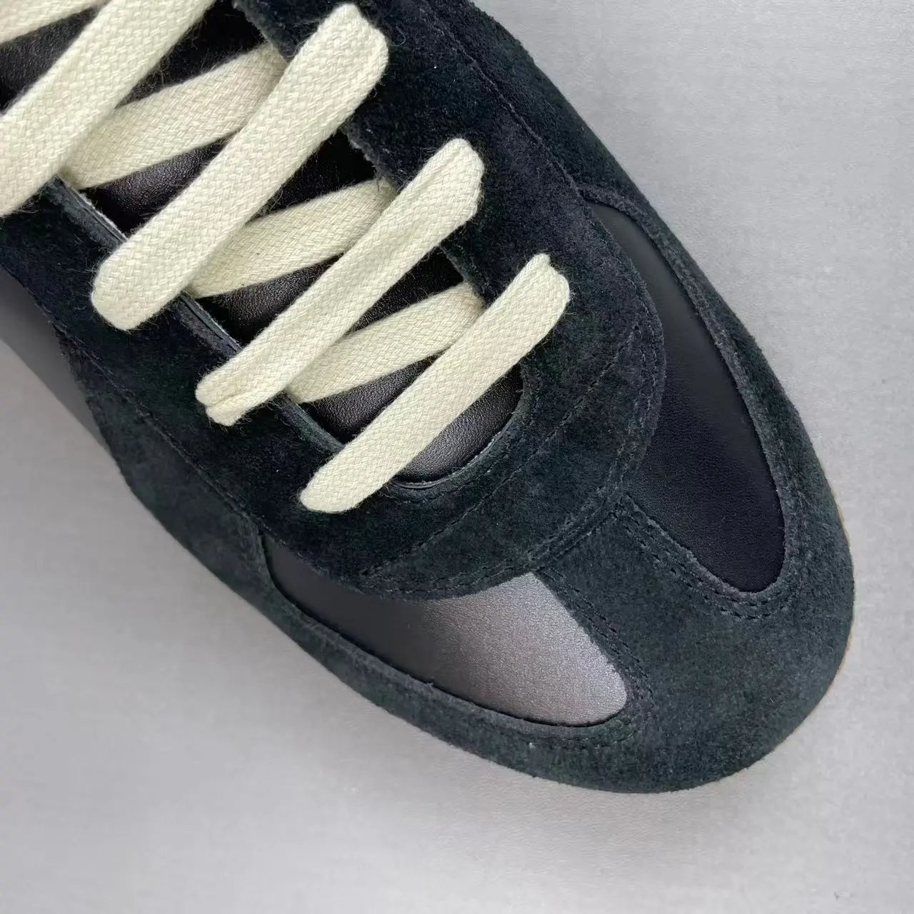 Design Classic Military Sneaker White Beige Gum Sole Sneakers - 7