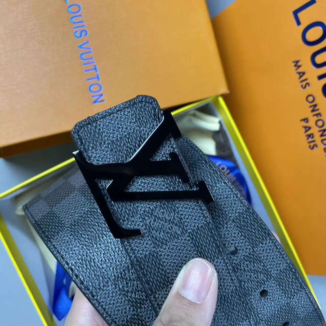 Louis Vuitton Damier Graphite Gray Reversible Belt