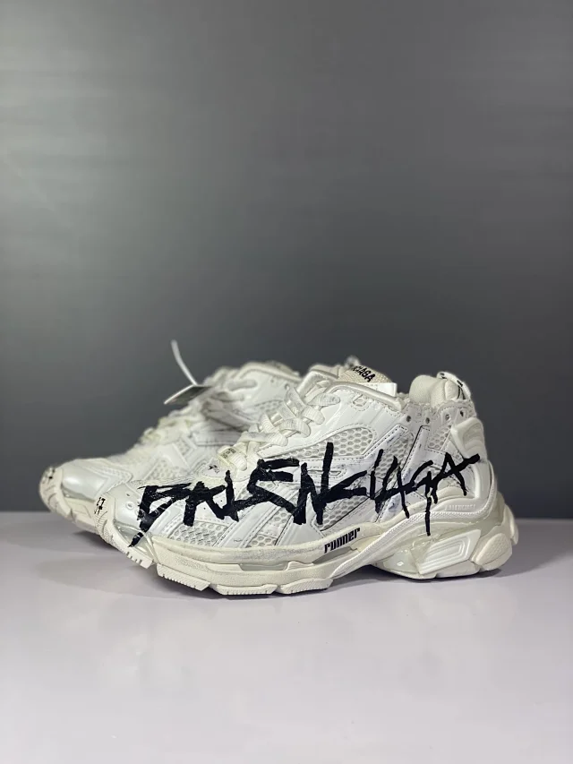 Balenciaga Sneakers Chunky mesh panel product detail image 5