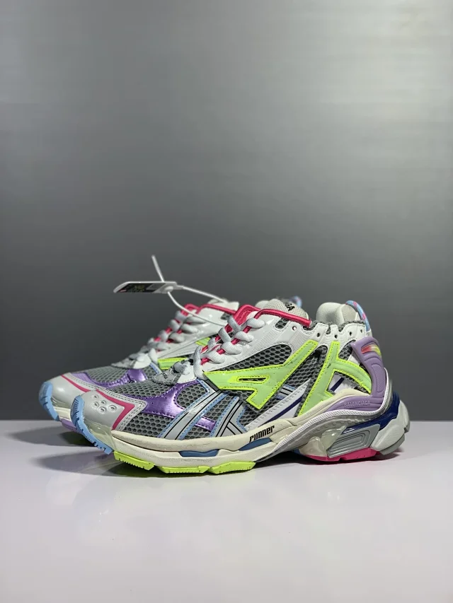 Balenciaga Sneakers Chunky mesh panel product detail image 6