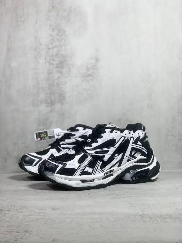 Balenciaga Sneakers Chunky mesh panel product detail image 12
