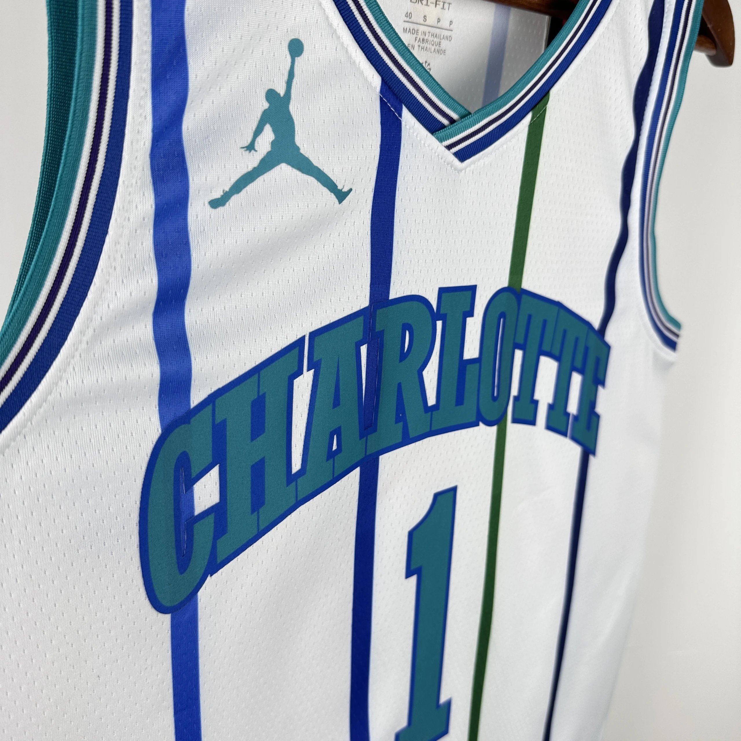 Air Jordan Charlotte Hornets City Edition Jersey White - 3