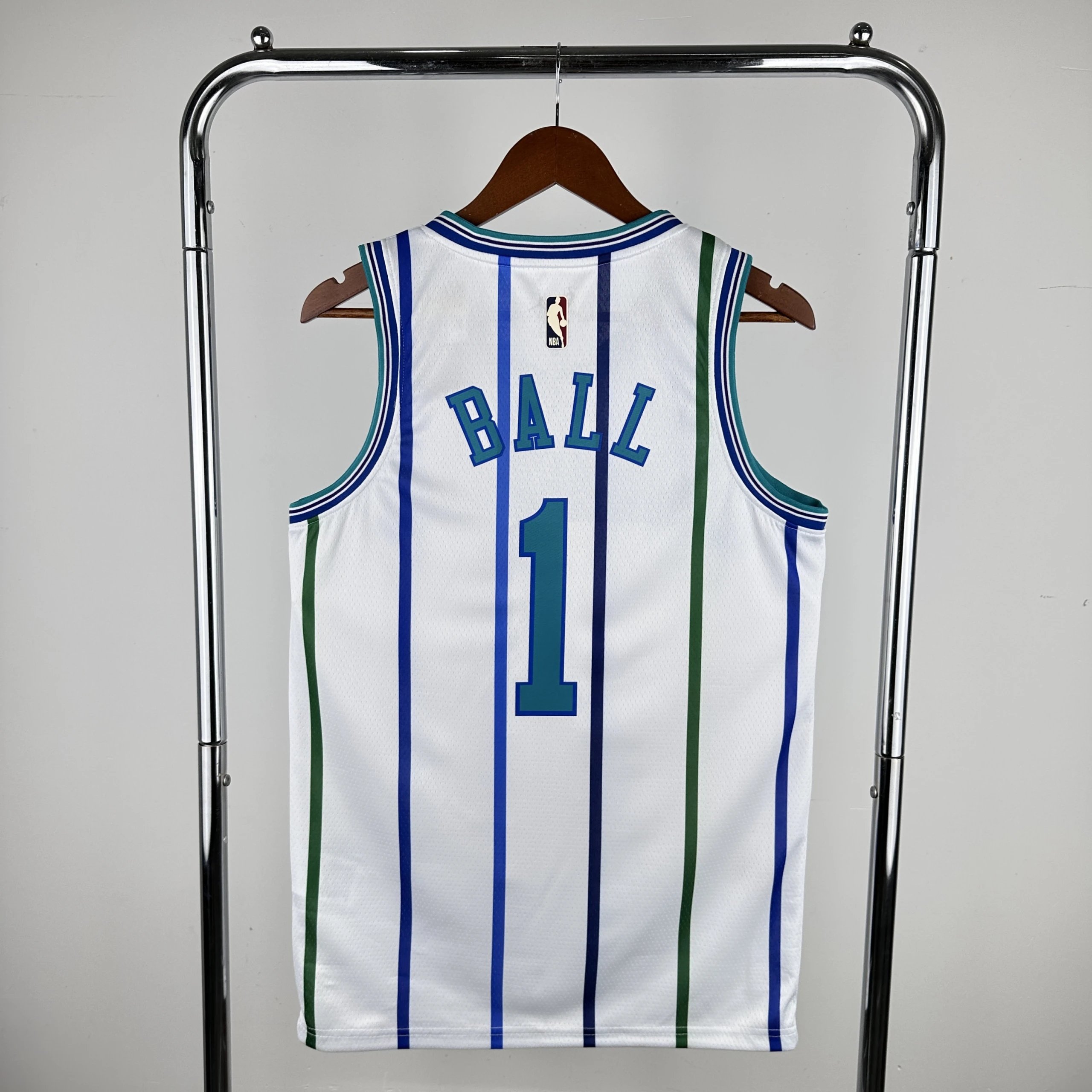 Air Jordan Charlotte Hornets City Edition Jersey White - 2