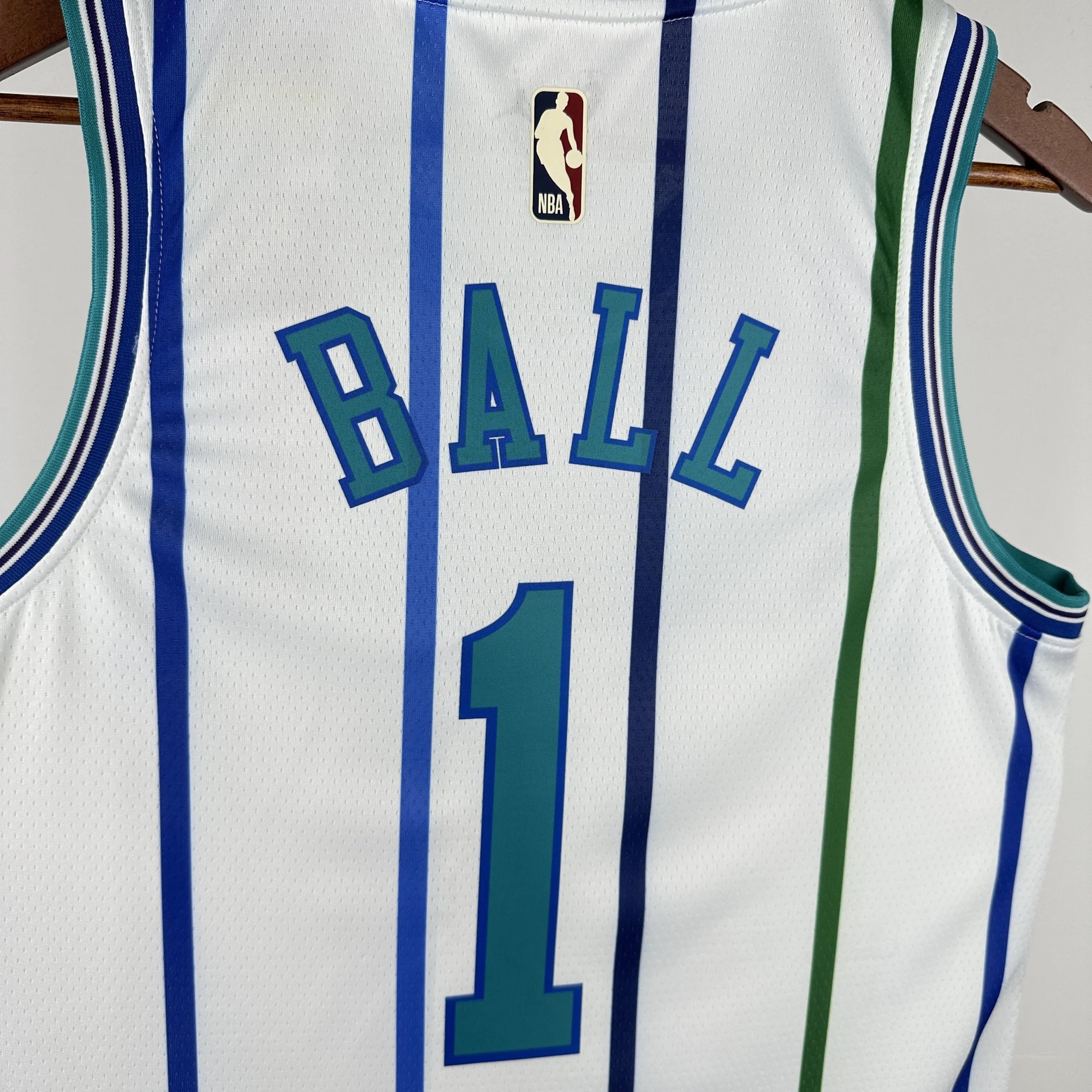 Air Jordan Charlotte Hornets City Edition Jersey White - 6