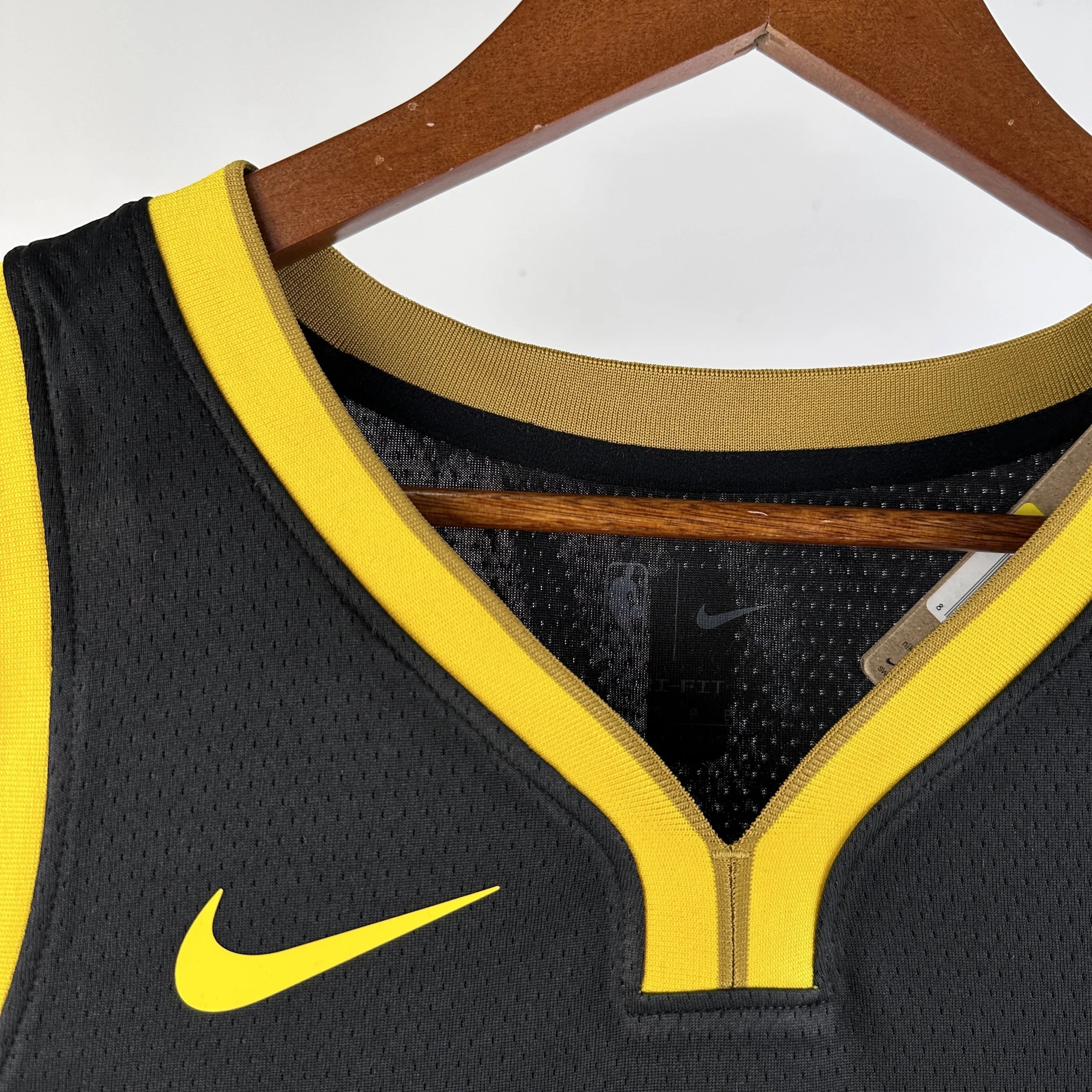 Nike Golden State Warriors City Edition Jersey Black / Yellow - 11