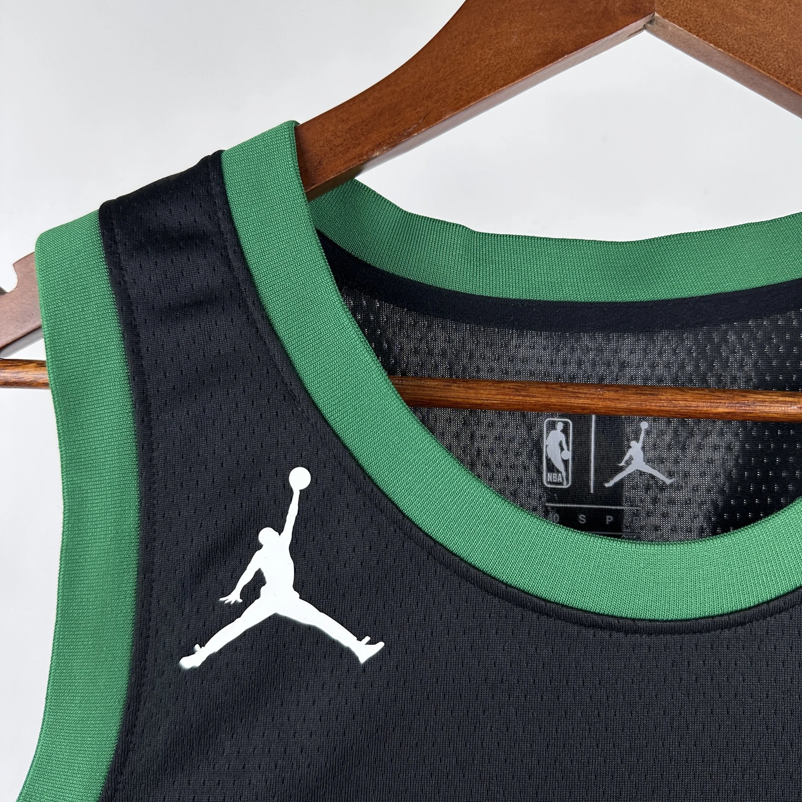 Air Jordan Boston Celtics Statement Edition Jersey Black / Green - 4