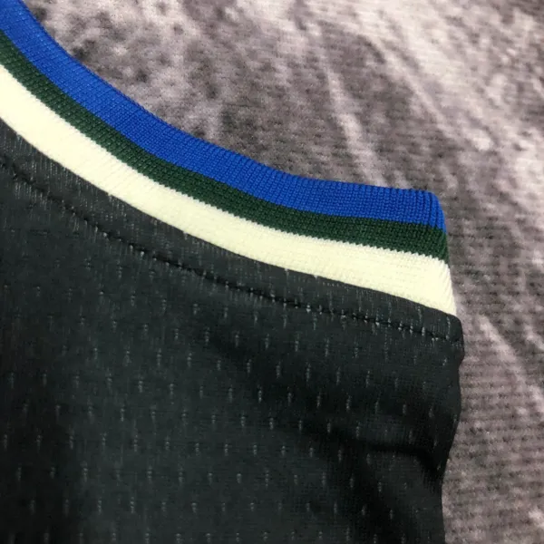 Air Jordan Milwaukee Bucks Statement Edition Jersey Black - 9
