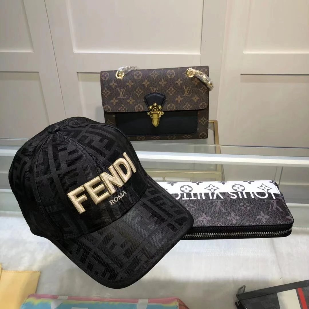 Fendi printed baseba