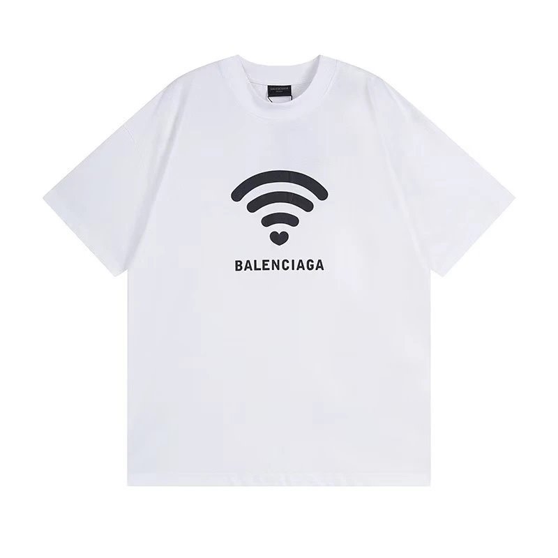 Gucci T-Shirts Short-Sleeve Logo Graphic — 28