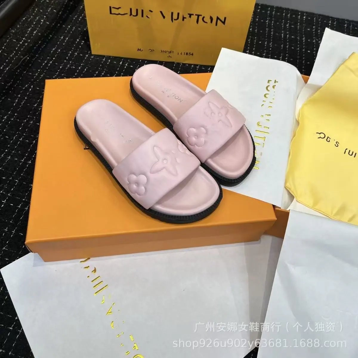 Saint Laurent Sandals Flat slide with gold YSL logo and wide strap — 32