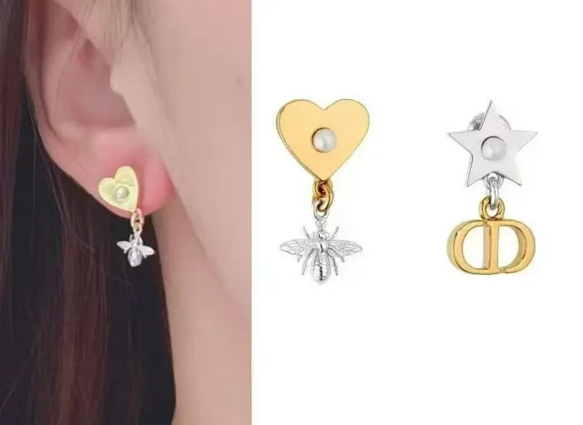 Dior Jewelry Gold-Tone Pearl and Star Drop Earrings product detail image 10