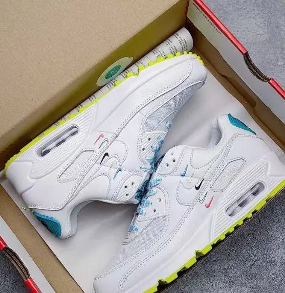 Nike Sneakers Air Max 90 — 36