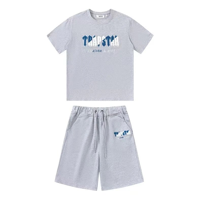 Trapstar Matching Sets Graphic T-Shirt and Shorts Set — 34