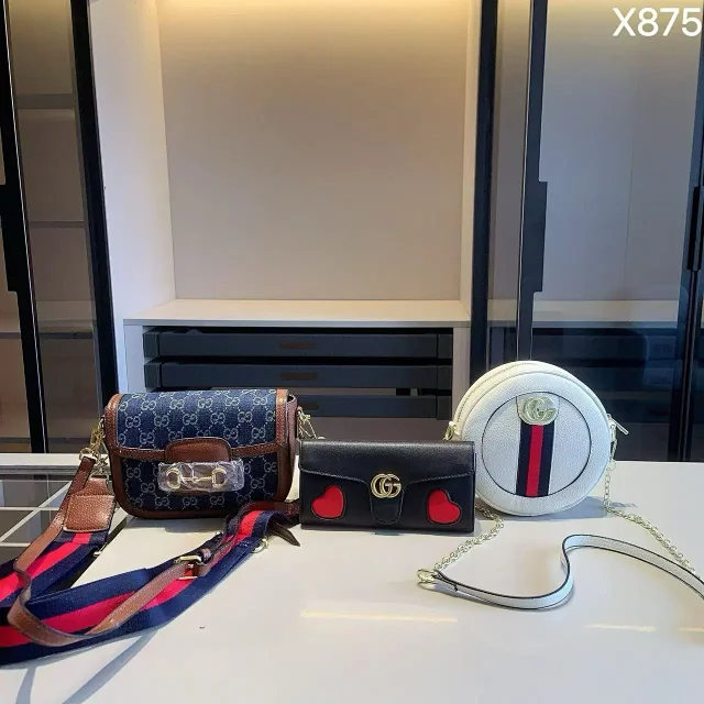 Louis Vuitton Wallets & Card Holders Bifold wallet with Damier check or Monogram pattern product detail image 10