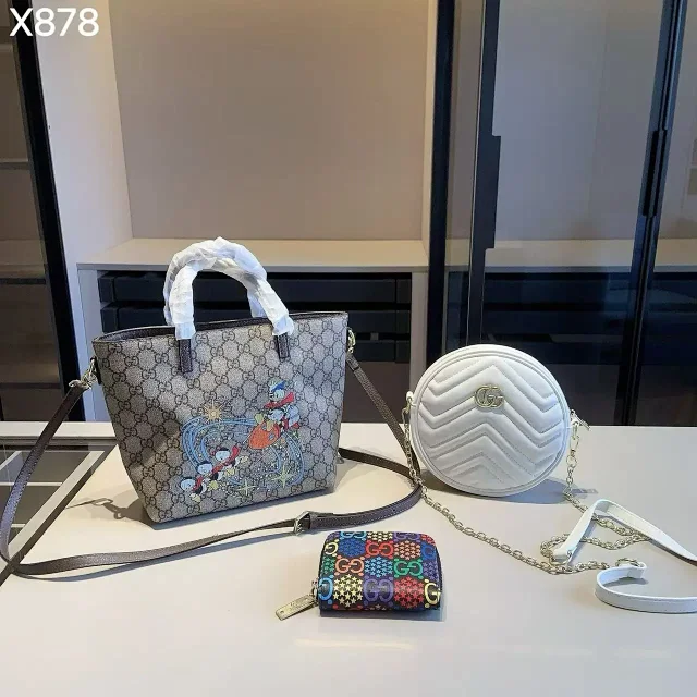 Louis Vuitton Wallets & Card Holders Bifold wallet with Damier check or Monogram pattern product detail image 6