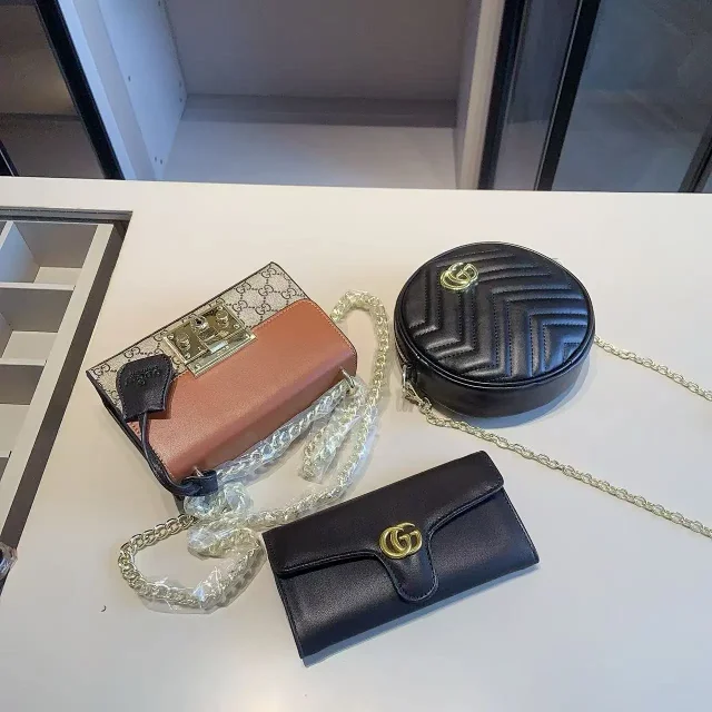 Louis Vuitton Wallets & Card Holders Bifold wallet with Damier check or Monogram pattern product detail image 8