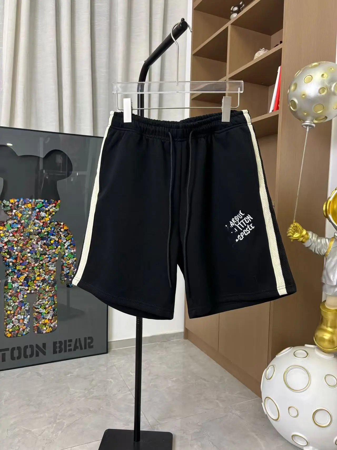 Burberry Shorts Check Drawstring — 33