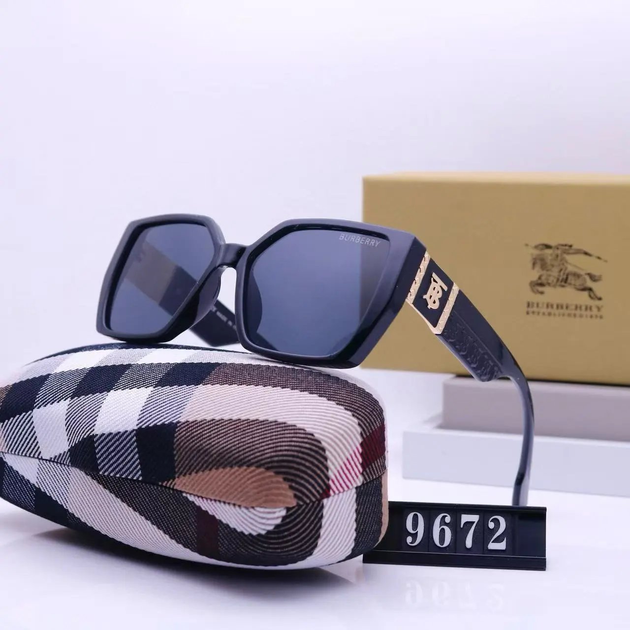 Burberry Eyewear 4277 Shield Sunglasses — 40