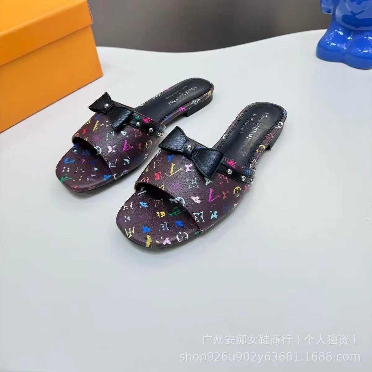 Saint Laurent Sandals Flat slide with gold YSL logo and wide strap — 38