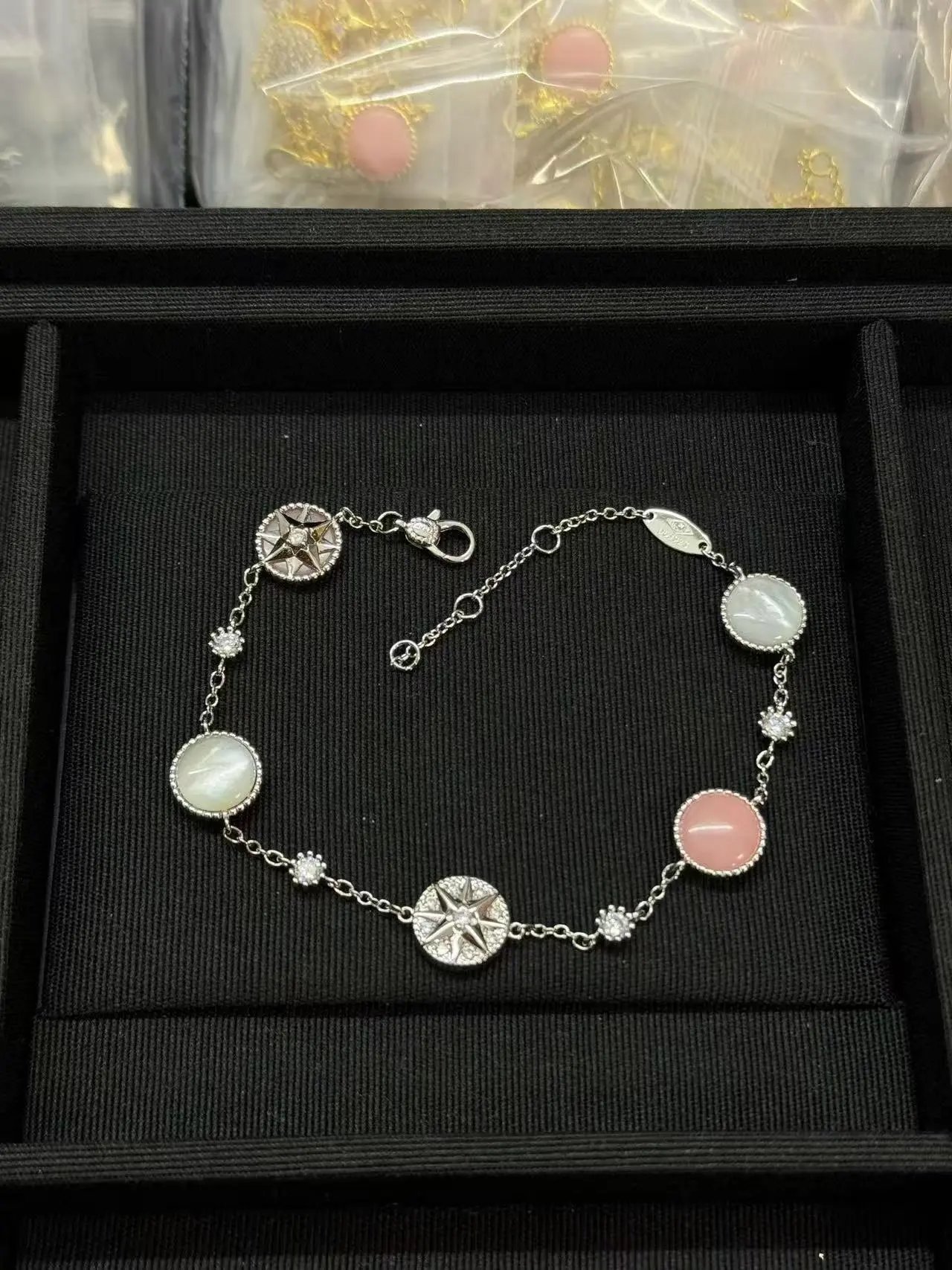 Gucci Jewelry Crystal Chain Bracelet — 4