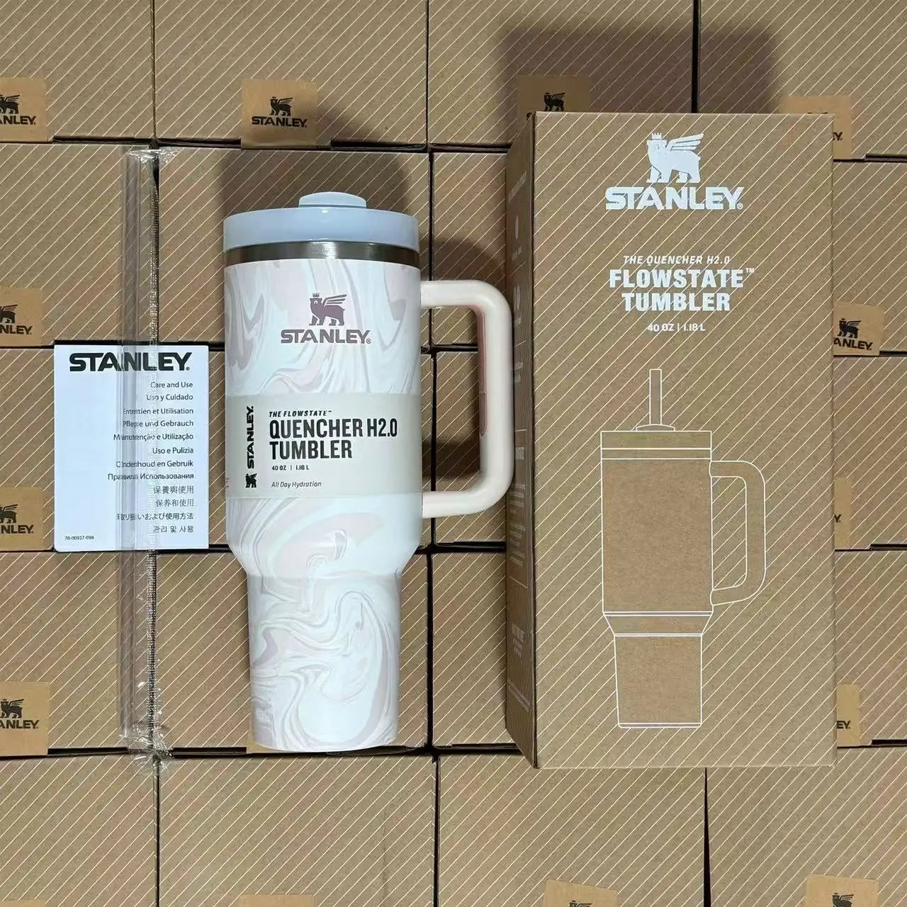 Stanley Uncategorized Quencher H2.0 Tumbler with Handle and Straw — 22