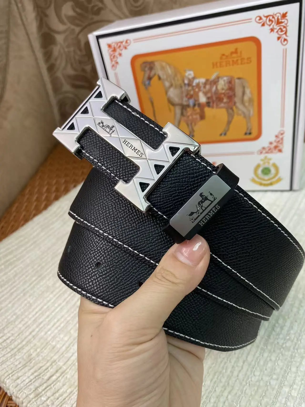 Hermès Belts K1-0118 H-Buckle Leather Belt — 26