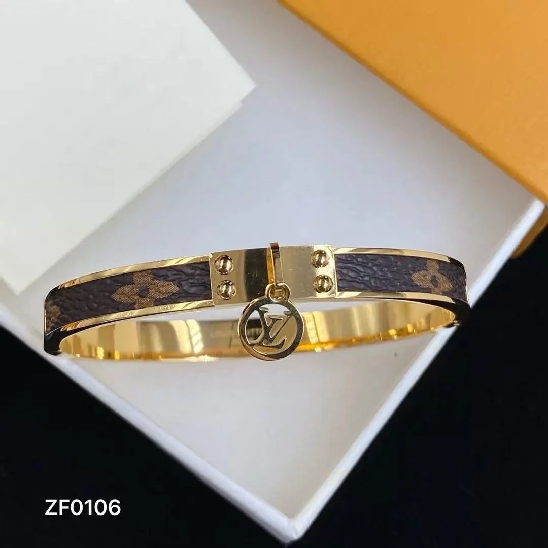 Louis Vuitton Jewelry Leather Bracelet — 30
