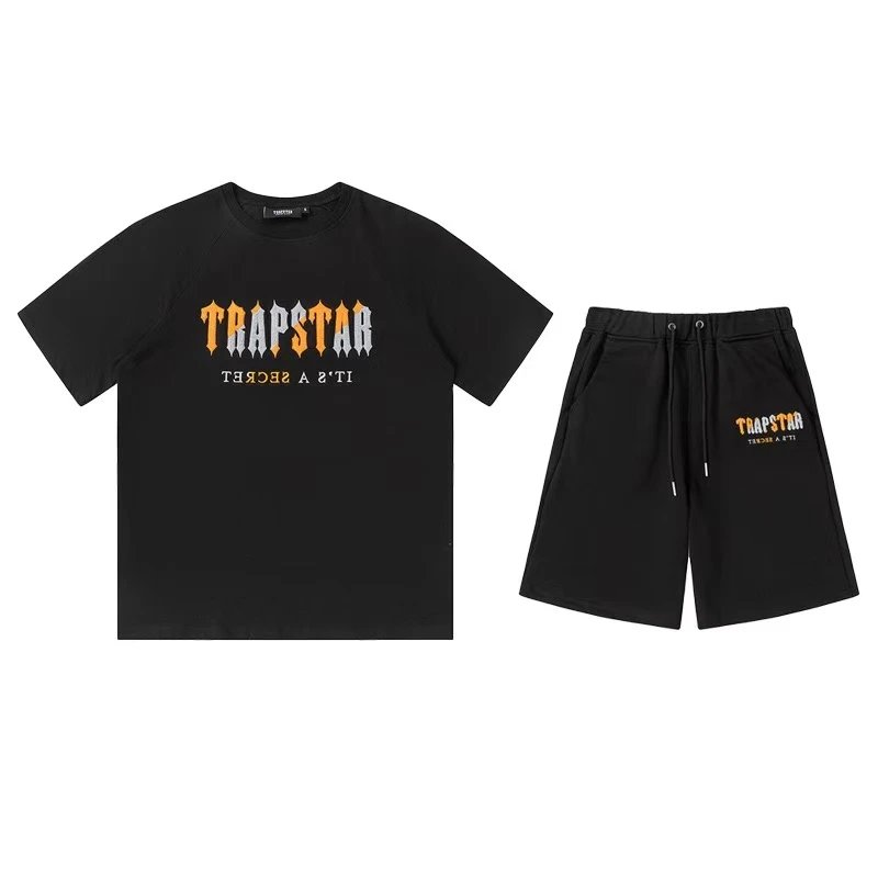 Trapstar Matching Sets Graphic T-Shirt and Shorts Set — 17