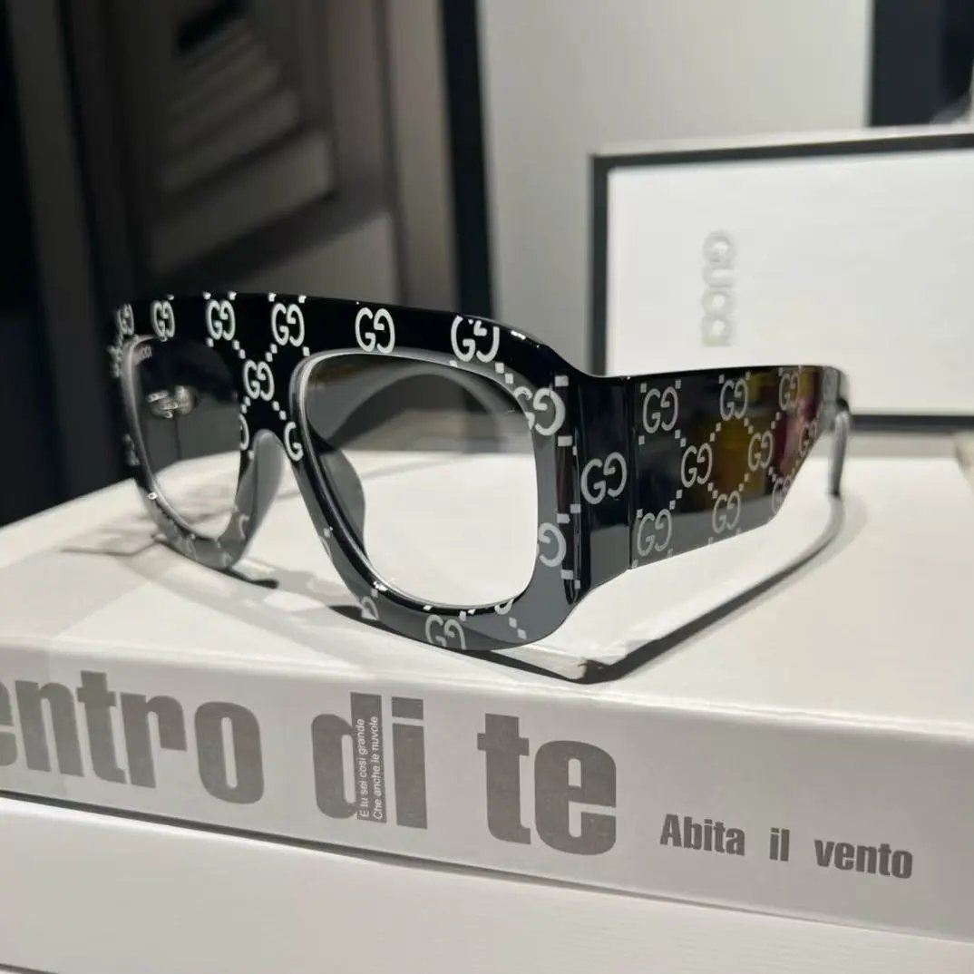 Gucci Eyewear Square Metal-Frame Sunglasses — 29