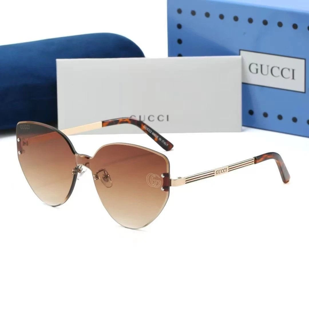 Gucci Eyewear 2293 Oversized Square Sunglasses — 15