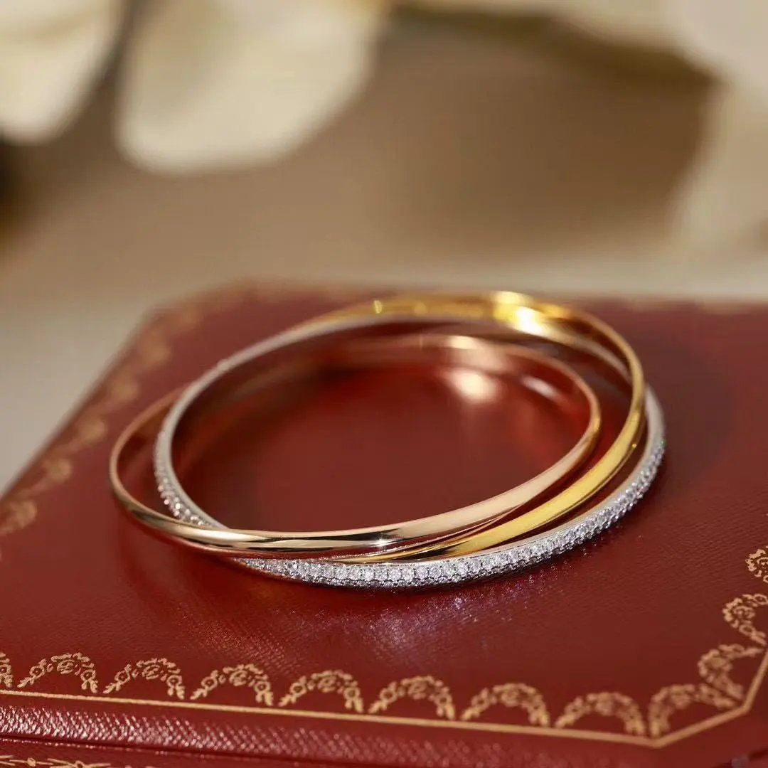 Cartier Jewelry LOVE bracelet with diamond-set screw motifs — 24