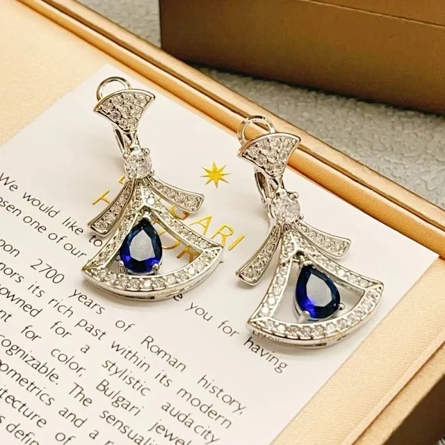 Chanel Jewelry Earrings product detail image 14