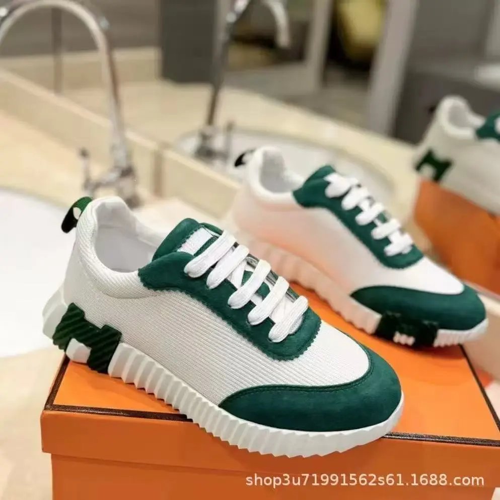 Unbranded Sneakers Low-top lace-up with ribbed sole and heel accent — 36