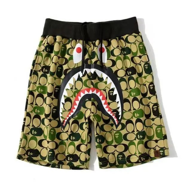 A BATHING APE Shorts Shark-face camouflage — 35