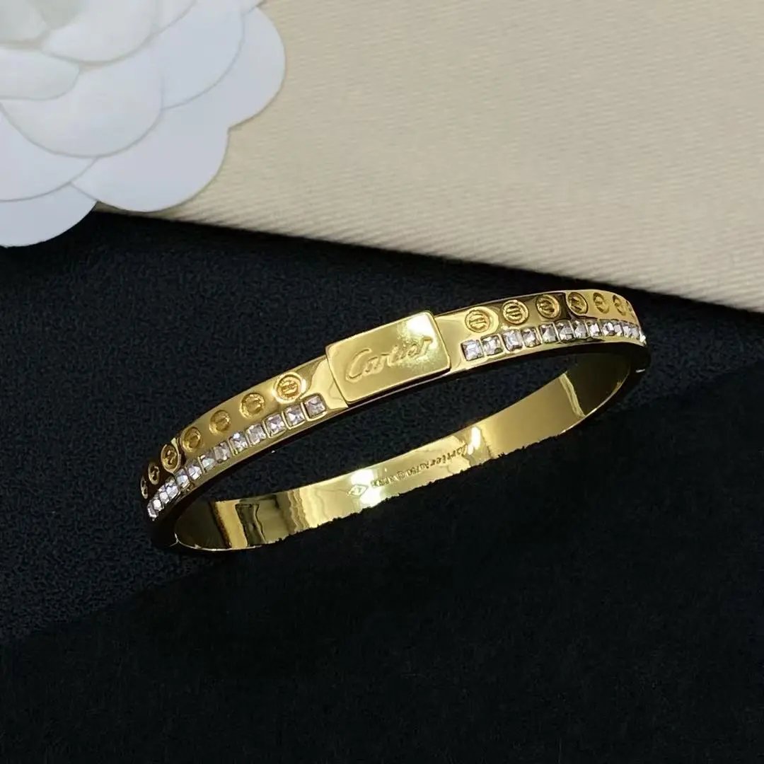 Cartier Jewelry LOVE bracelet with diamond-set screw motifs — 30