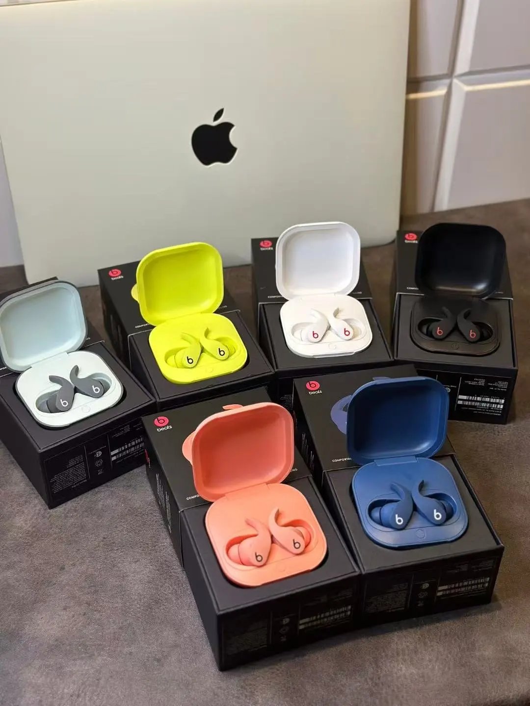 Bang & Olufsen Wireless earbuds image 9