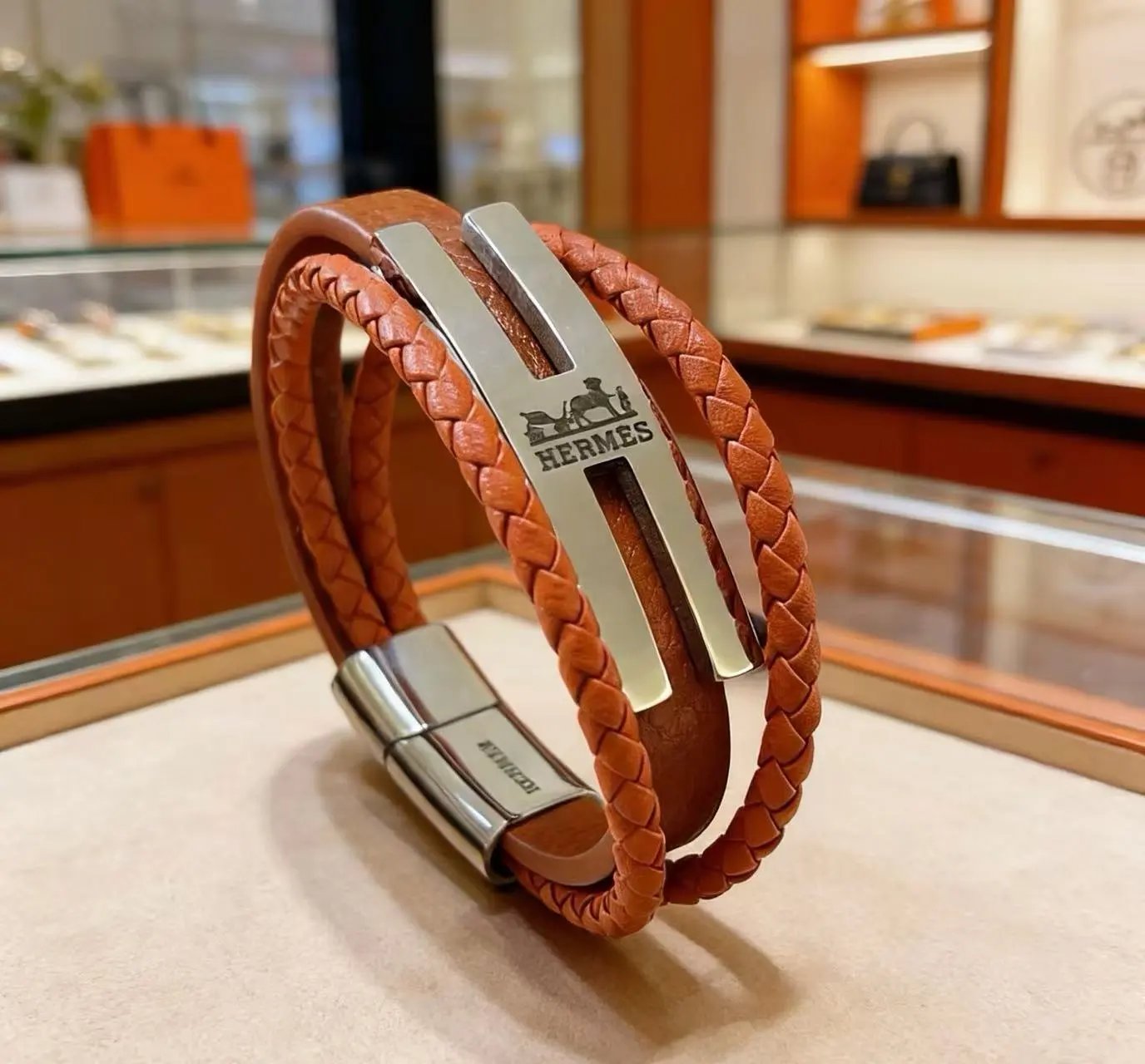 Gucci Jewelry Crystal Chain Bracelet — 25