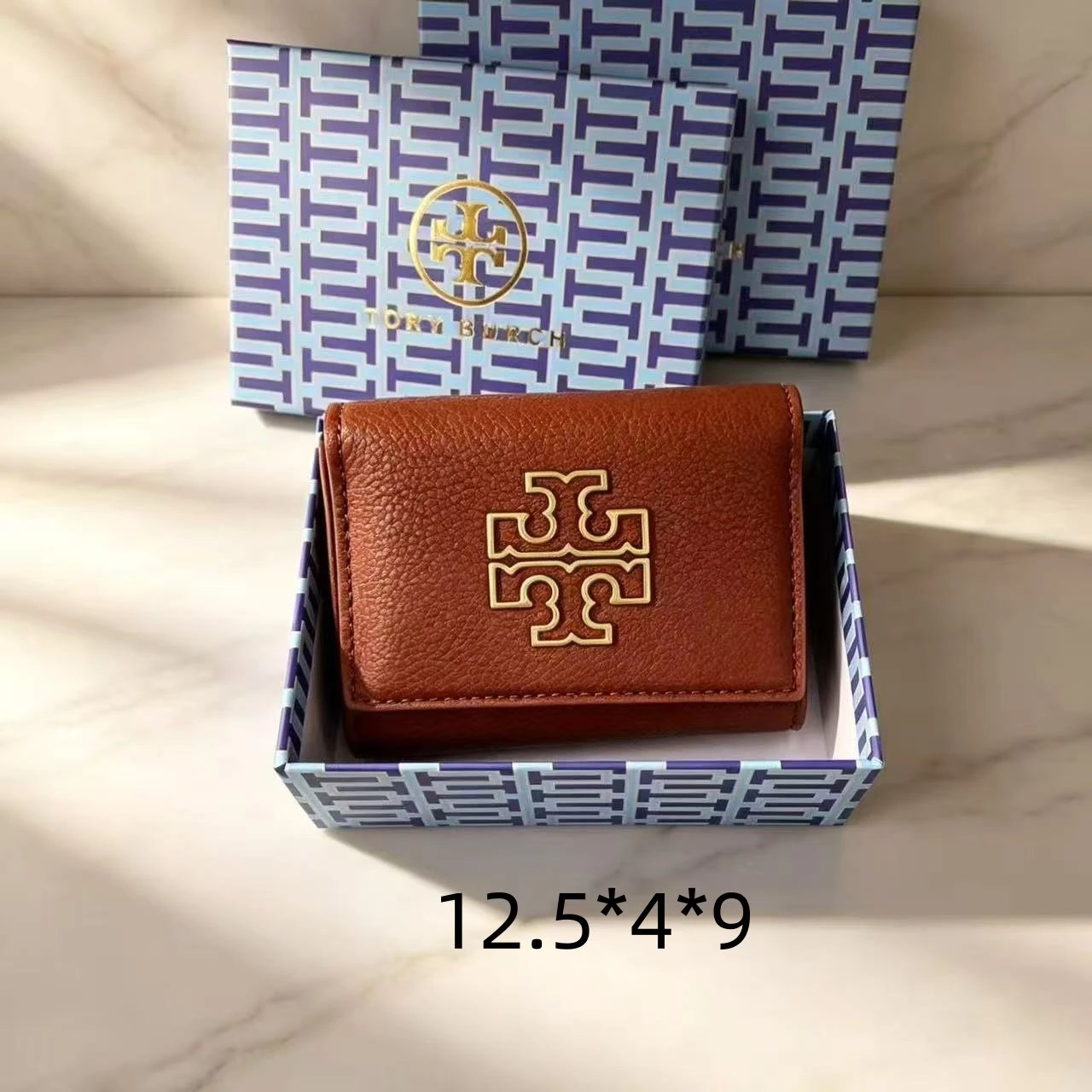 Louis Vuitton Wallets & Card Holders Bifold wallet with Damier check or Monogram pattern — 36