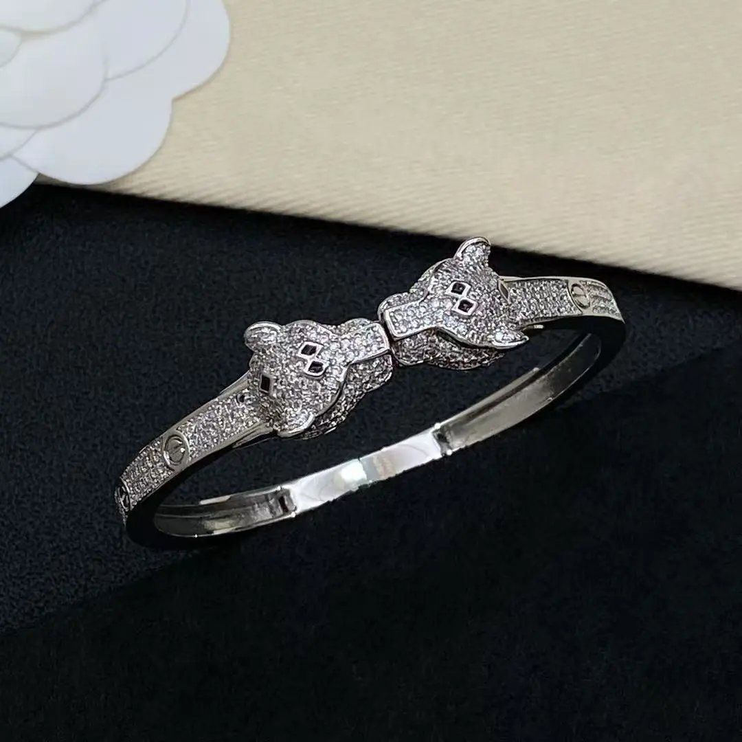 Cartier Jewelry LOVE bracelet with diamond-set screw motifs — 32