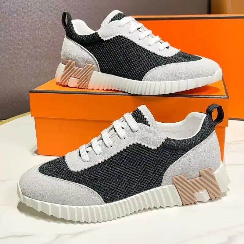 Unbranded Sneakers Low-top lace-up with ribbed sole and heel accent — 21
