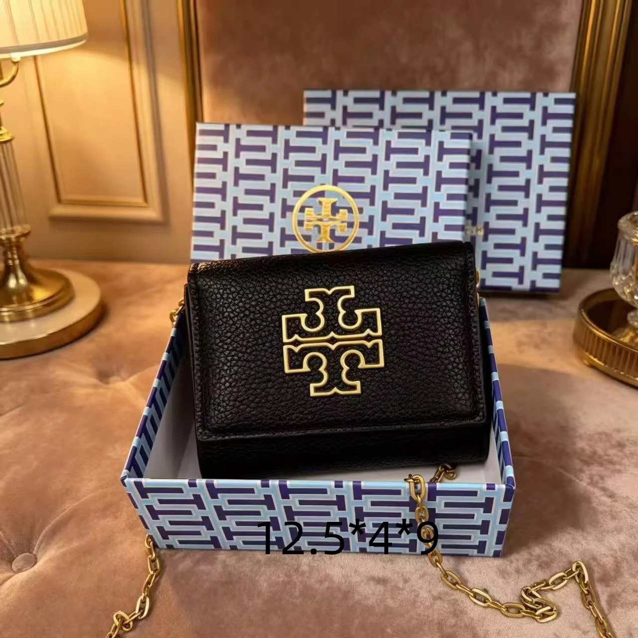 Louis Vuitton Wallets & Card Holders Bifold wallet with Damier check or Monogram pattern — 33